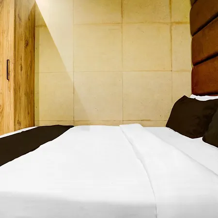 O Royal Bkc Hotel 3*