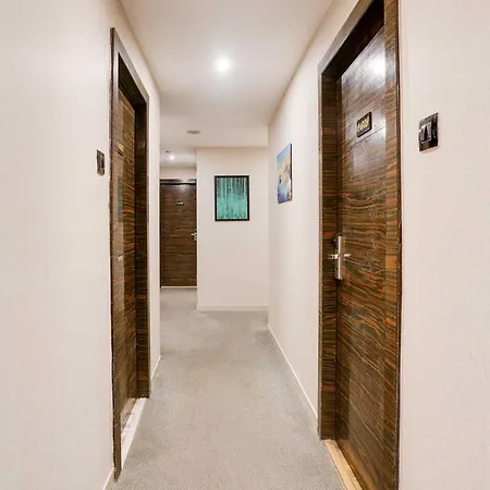 Hotel O Andheri Near Western Express Highway