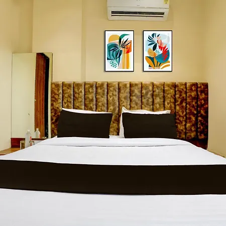 O Shubham & Boarding Shahad Railway Station Hotel Mumbai