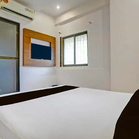 O Golden Hotel 3*