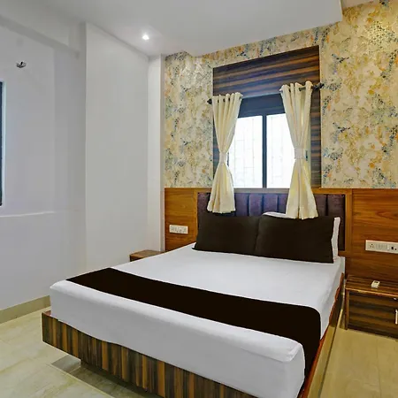 Hotel O Golden Mumbai