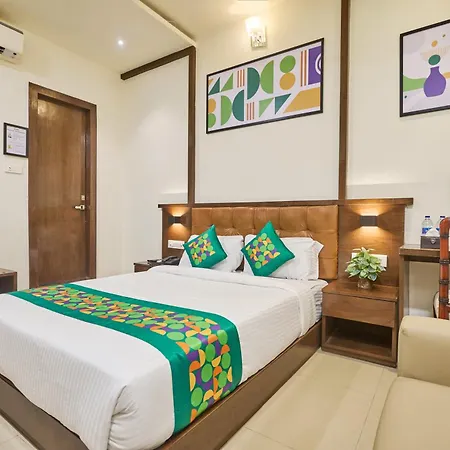 Hotel Empire Suite
