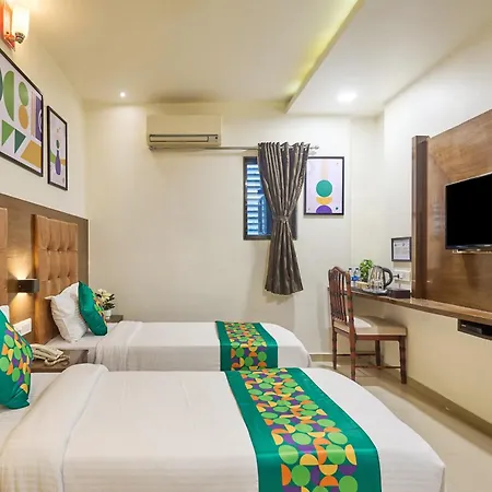 Hotel Hotel Empire Suite Mumbai