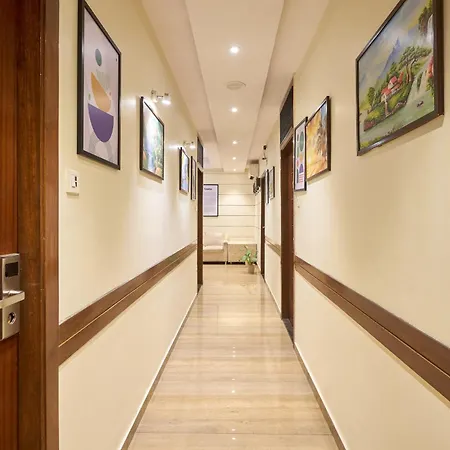 Hotel Empire Suite 3*