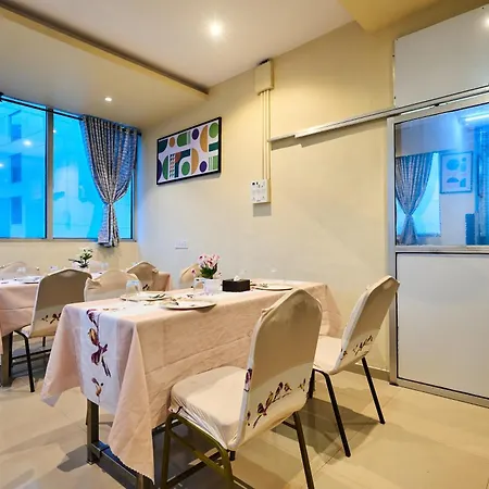 Hotel Hotel Empire Suite Mumbai