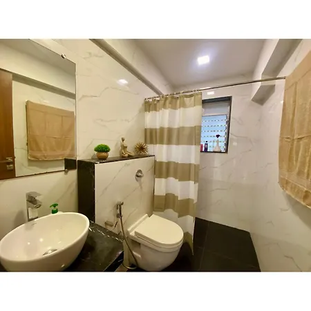 Modern 2bed Bandra Areaparkingunit 2 Apartment *