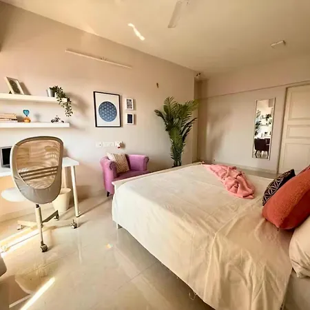 Connekthomes - 5 Star 3bed3bath Luxury Pool, Gym Near Airport Bkc Apartment