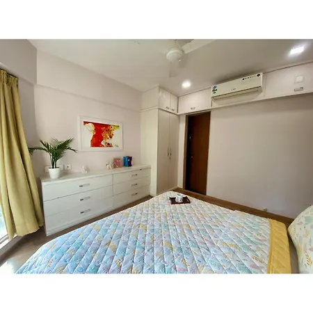 Modern 2bed Bandra Areaparkingunit 2 * Mumbai