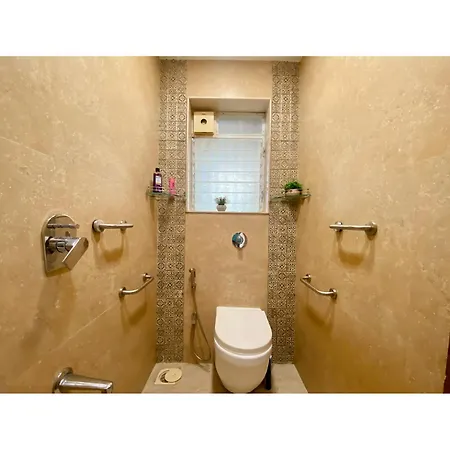 Modern 2bed Bandra Areaparkingunit 2 *