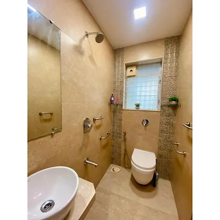 Modern 2bed Bandra Areaparkingunit 2 Mumbai