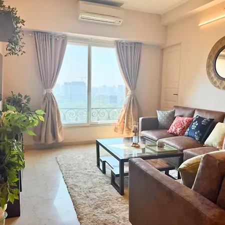 Apartment Connekthomes - 5 Star 3bed3bath Luxury Pool, Gym Near Airport Bkc Mumbai