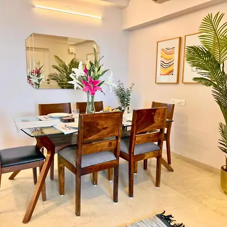 Connekthomes - 5 Star 3bed3bath Luxury Pool, Gym Near Airport Bkc Apartment Mumbai