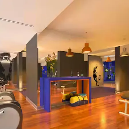Connekthomes - 5 Star 3bed3bath Luxury Pool, Gym Near Airport Bkc * Mumbai