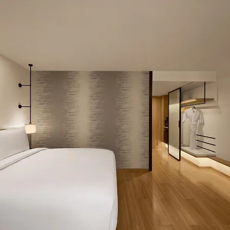 Hotel Fairfield By Marriott Andheri West 4*