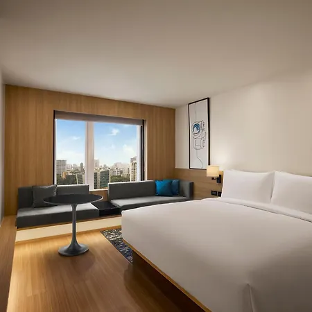 Hotel Fairfield By Marriott Andheri West 4*