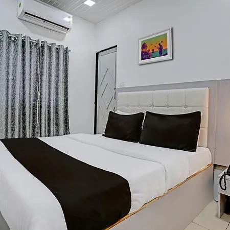 Hotel Capital O Park Residency Mumbai