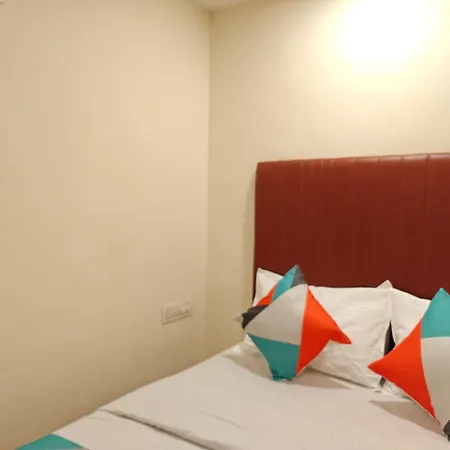Hotel Sundaram 3*