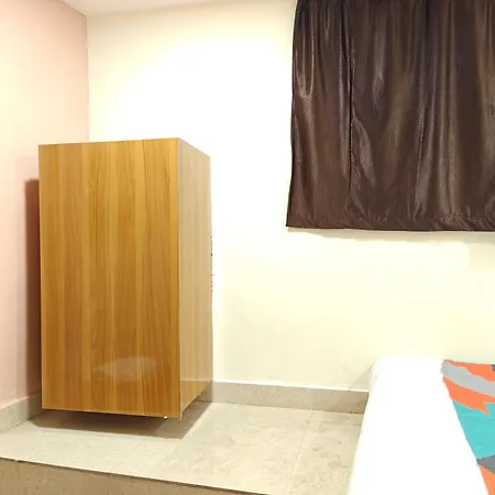 Sundaram Hotel 3*