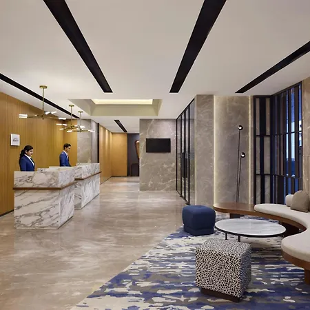 Fairfield By Marriott Andheri West Hotel 4*
