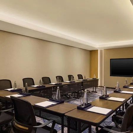 Hotel Fairfield By Marriott Andheri West