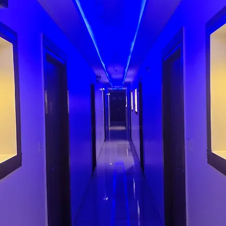 Hotel Amber Edition - 3*
