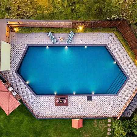 Stayvista's Pranamya - 4bhk With Pet Friendly & Alfresco Dining Mumbai
