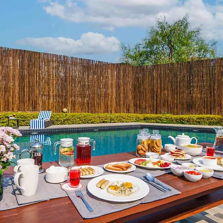 Stayvista's Pranamya - 4bhk With Pet Friendly & Alfresco Dining