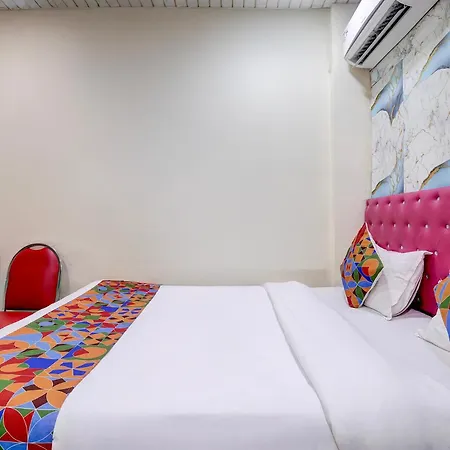 Hotel Via Saini Residency