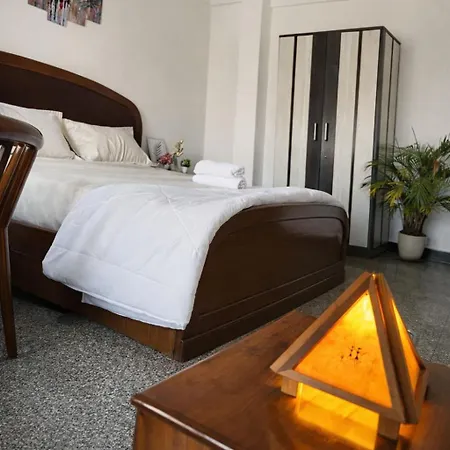 Book And Bed 3* Mumbai