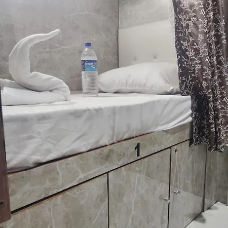 Hostel New Star Andheri West *