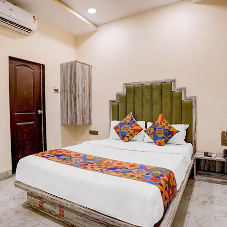 Fabhotel Pride Suitz Hotel *