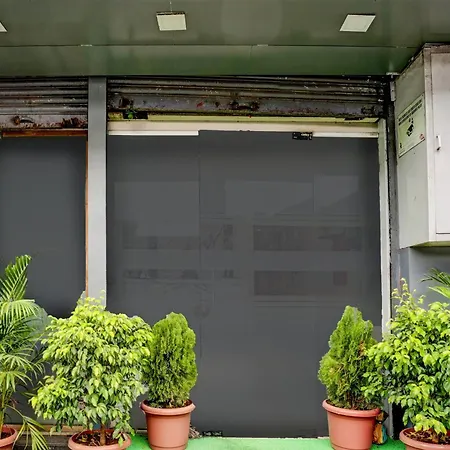 Hotel Capital O Park Residency