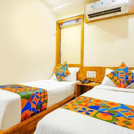 Indore Palace Nagpada Hotel