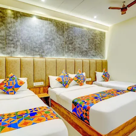 Indore Palace Nagpada Hotel 3*