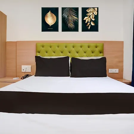 Hotel O Shalom Residency 3*