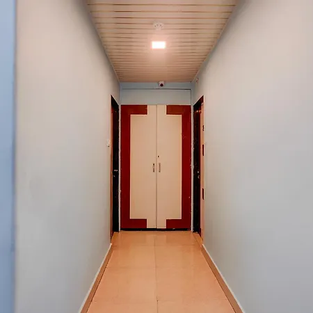 Via Saini Residency Hotel 3*