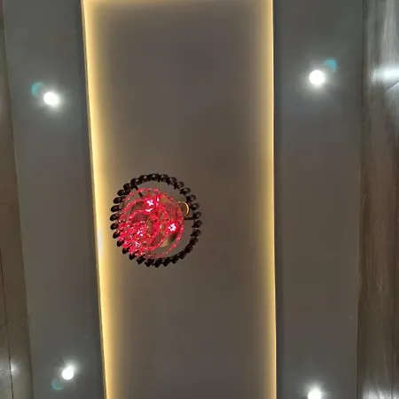 Hotel Glance & Mumbai