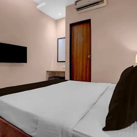 Townhouse Midc Andheri Formerly Royal International Hotel 4*