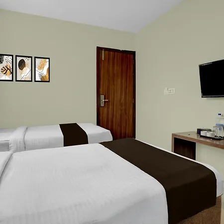 Hotel Townhouse Midc Andheri Formerly Royal International 4*