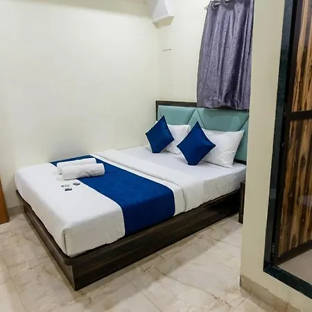 Hotel Glow Star - Near Csmt Railway Station & Hajj House - South