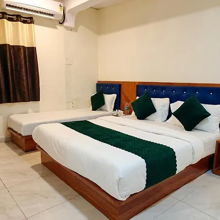 Hotel Glow Star - Near Csmt Railway Station & Hajj House - South