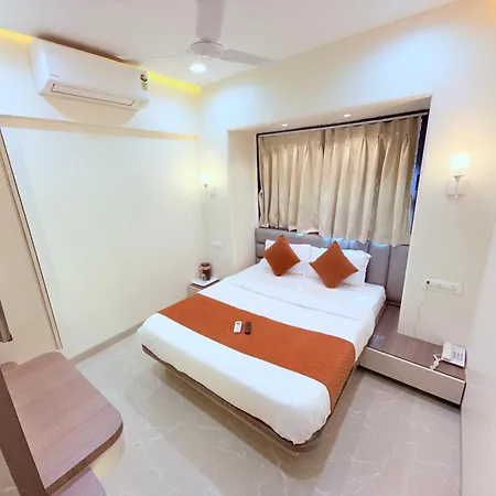 Hotel Le Glance & Mumbai