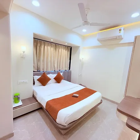 Hotel Le Glance & Mumbai