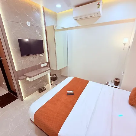 Hotel Le Glance & 4*