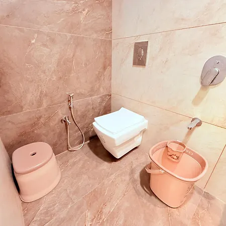 Le Glance & 4* Mumbai