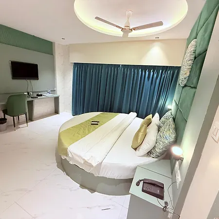 Adkar Residency Borivali West Lodge Mumbai
