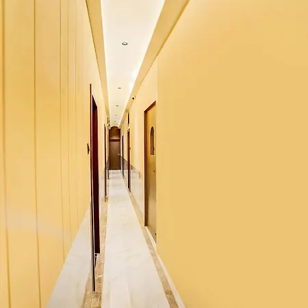 Fabhotel Jk Hotel 3*