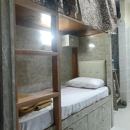 Hostel New Star Andheri West