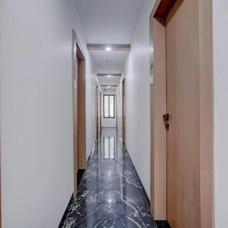 O Shalom Residency Hotel 3*