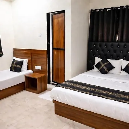 Glow Star - Near Csmt Railway Station & Hajj House - South Hotel Mumbai